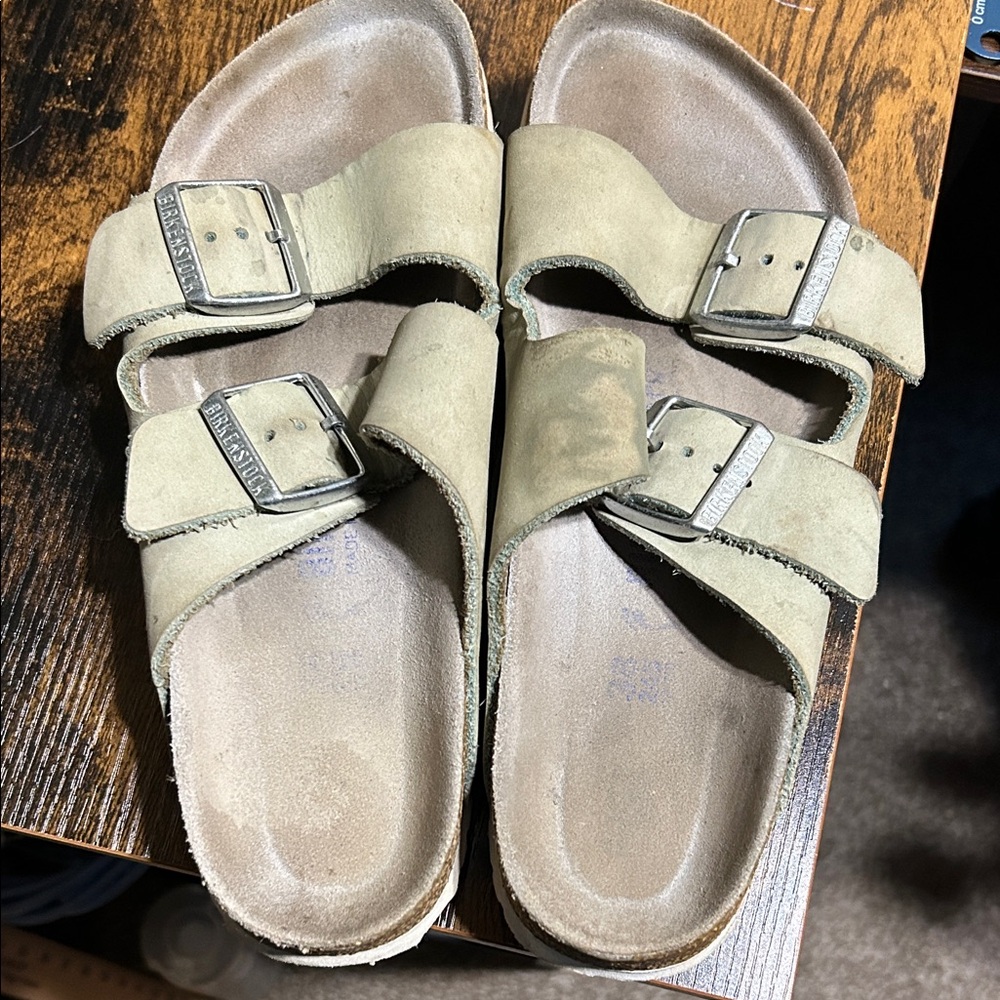 Birkenstock Arizona Soft Suede Unisex Two-Strap Sandals in Tan Sz 38 EUR - Picture 13 of 13